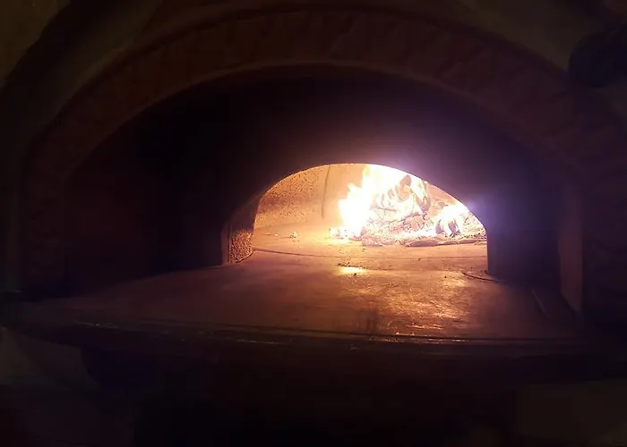 Dimora Fra' Giovanni Relais ベッド・アンド・ブレックファスト 4*